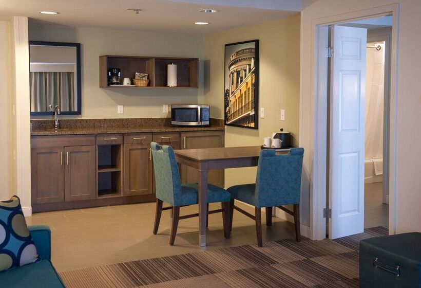 ホテル Hampton Inn & Suites New Orleans  Elmwood