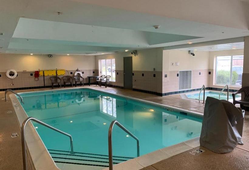 호텔 Hampton Inn And Suites Scottsburg