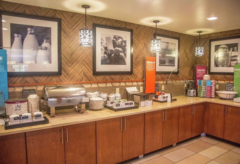 Отель Hampton Inn Summersville