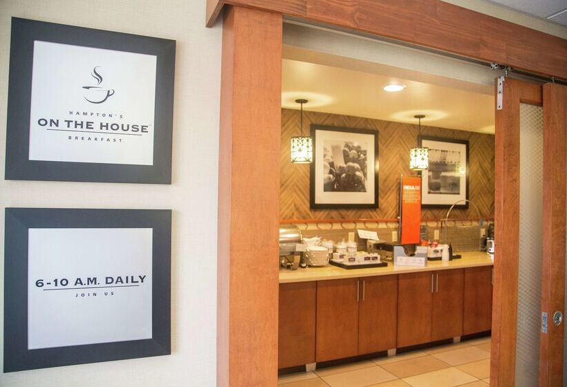 Отель Hampton Inn Summersville