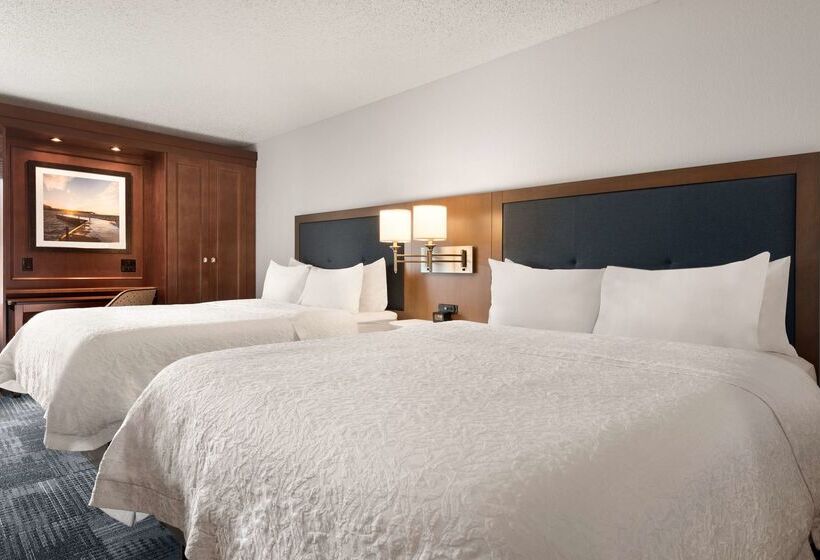 هتل Hampton Inn Wausau