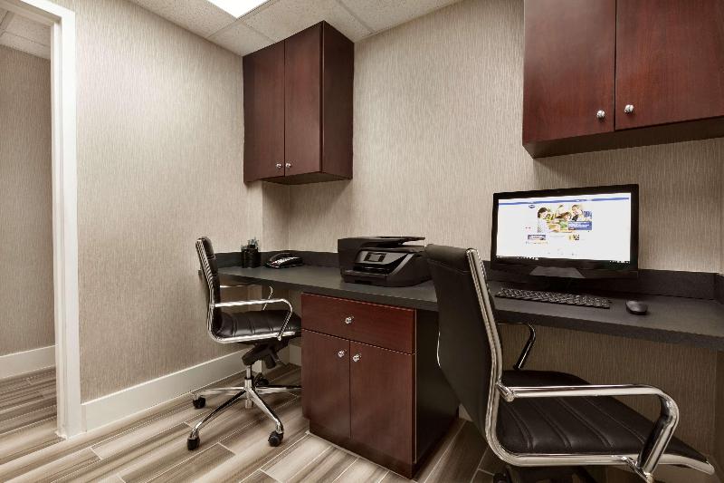 Отель Hampton Inn Waycross