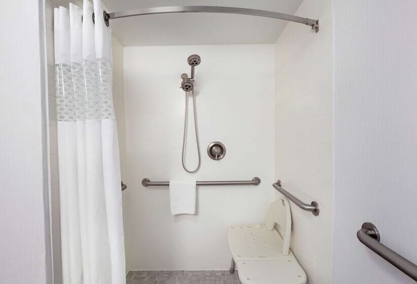 Отель Hampton Inn Waycross
