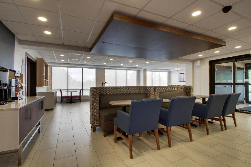 בית מלון כפרי Holiday Inn Express Voorhees/ Mt. Laurel, An Ihg