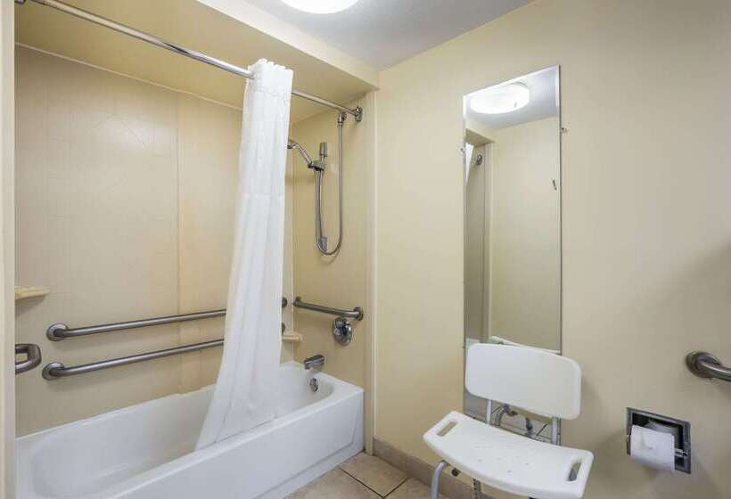فندق Quality Inn Albany