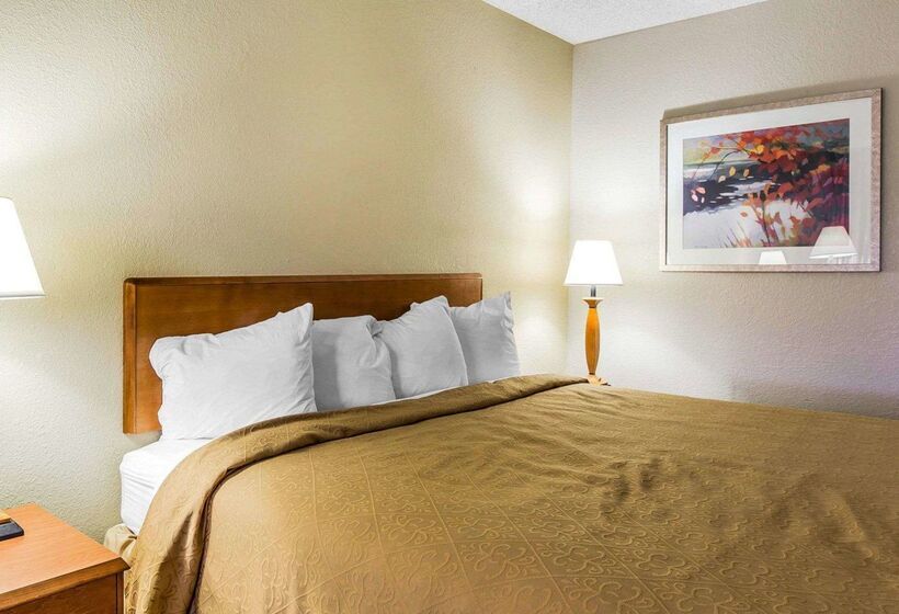 هتل Quality Inn At The Mall  Valdosta