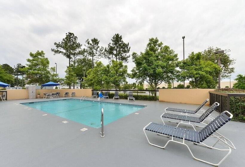 هتل Quality Inn At The Mall  Valdosta