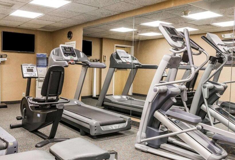 فندق Quality Inn Auburn Hills   Detroit North