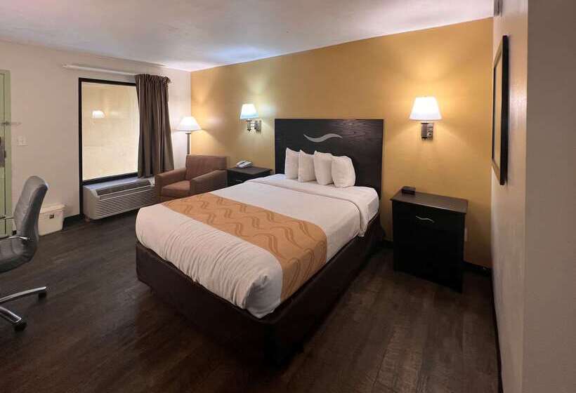 هتل Quality Inn