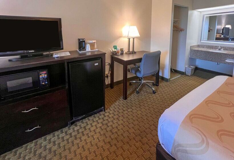 هتل Quality Inn