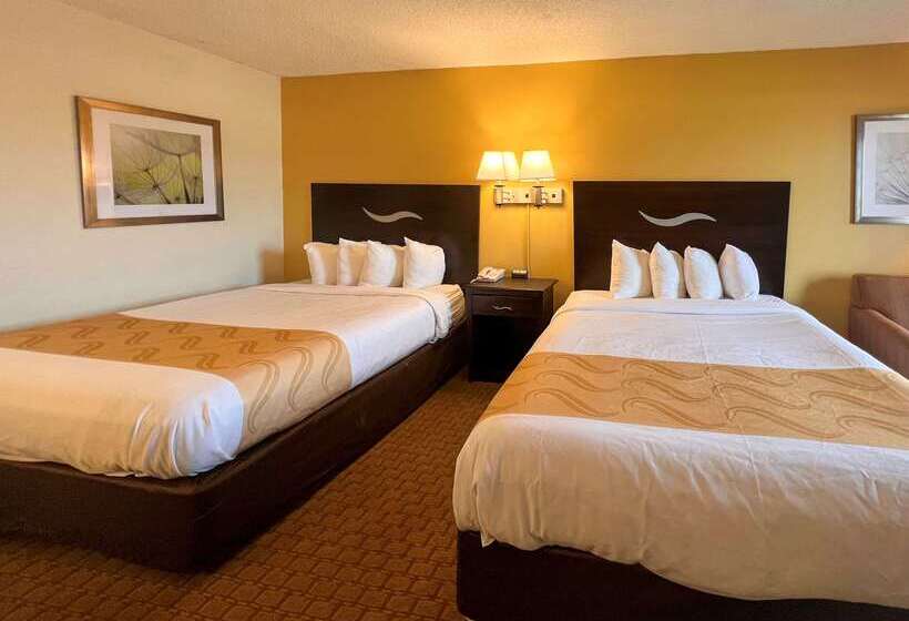 هتل Quality Inn