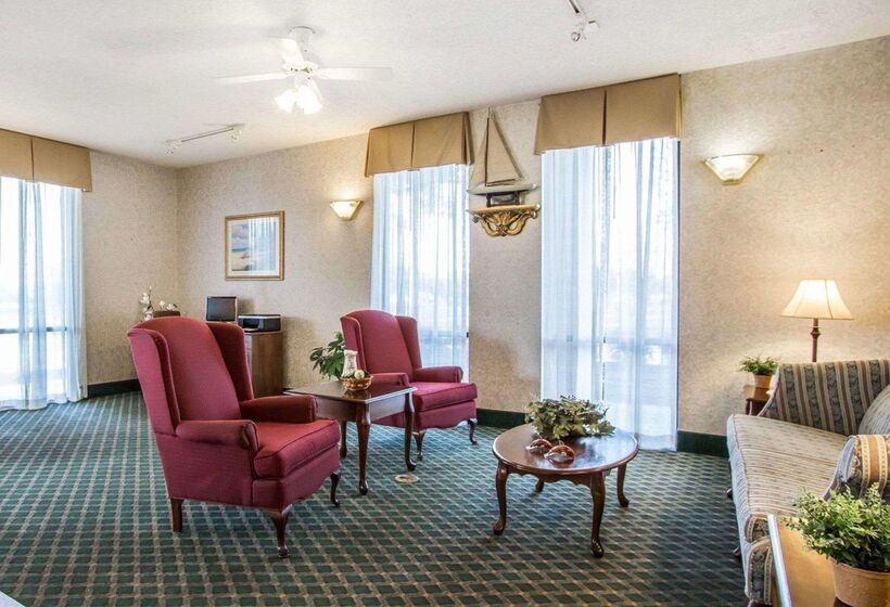 هتل Quality Inn