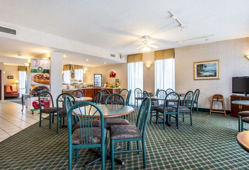 هتل Quality Inn