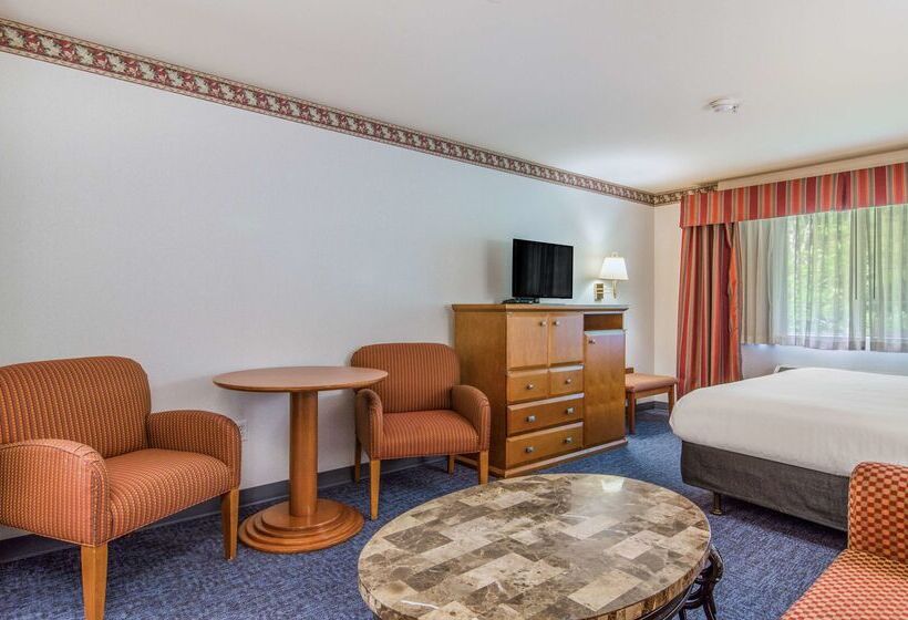 فندق Red Lion Inn & Suites Port Orchard