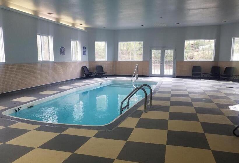 هتل Roosevelt Inn Mount Rushmore