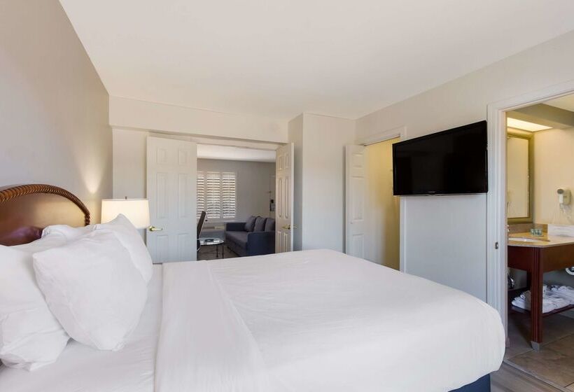 Surestay Plus Hotel By Best Western Tempe University