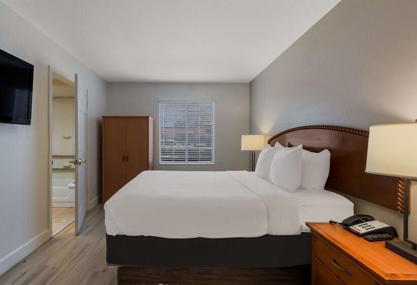 Surestay Plus Hotel By Best Western Tempe University