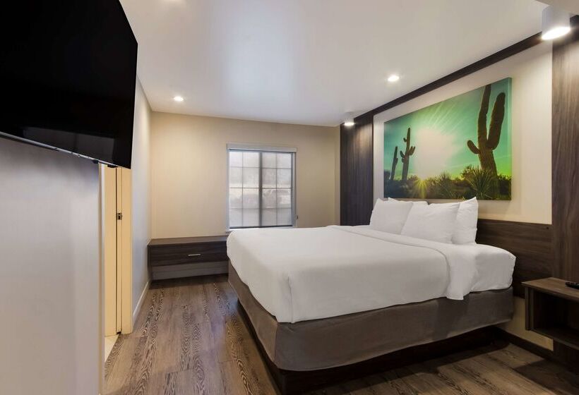 Surestay Plus Hotel By Best Western Tempe University