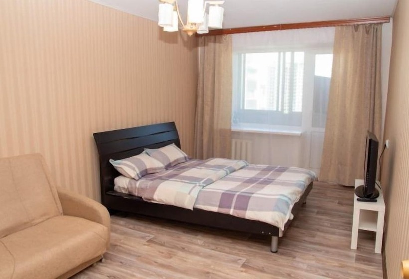 Apartment On Partizanskiy Pr. 17