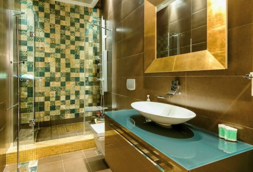 #luxlikehome   Aristotelous Grand View