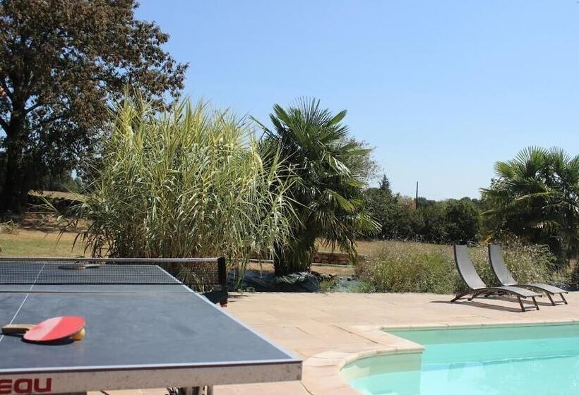 펜션 Gîtes De Lez