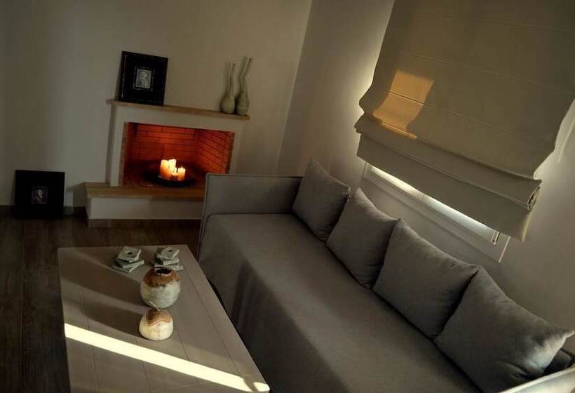 Ammos Luxury Suites