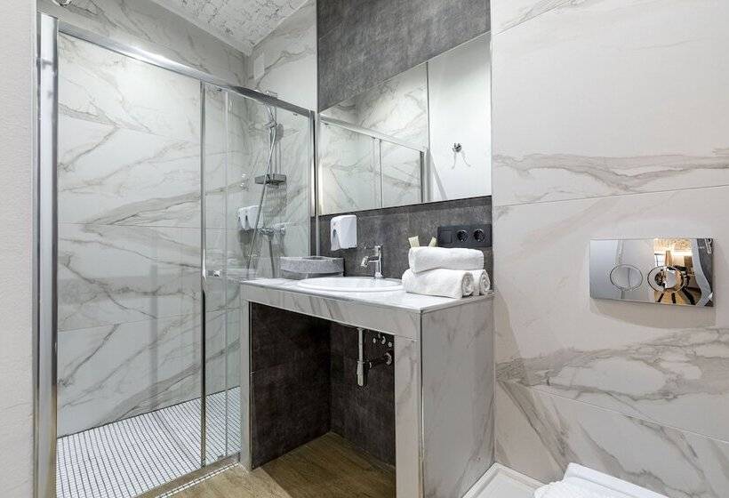 Apart Hotel M28