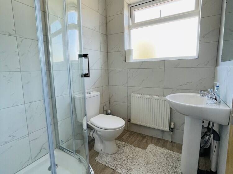 تختخواب و صبحانه Cranmore Guest House