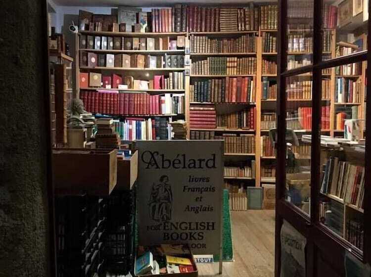 ベッドアンドブレックファースト Librairie Abelard