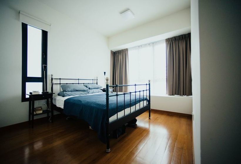 Bed and Breakfast Priestfield House