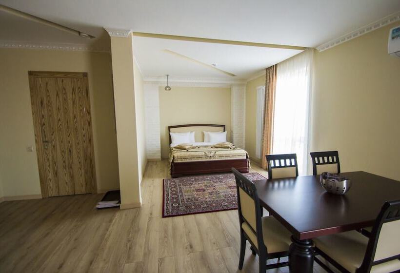 بنسيون Guest House Voyage