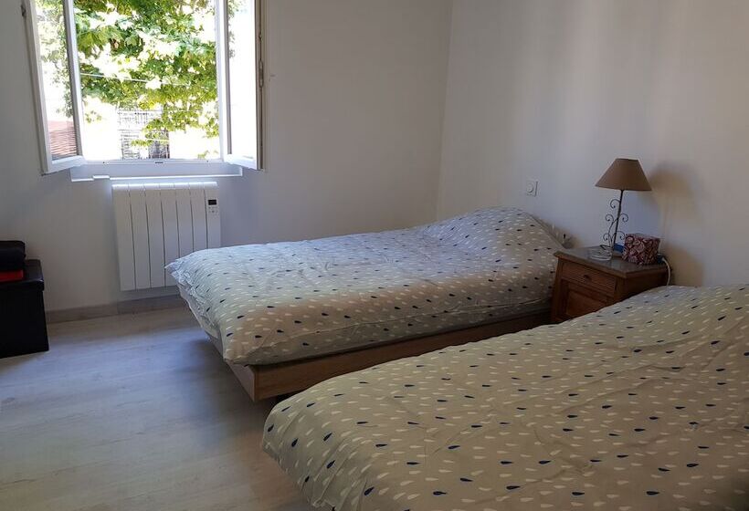 پانسیون Lourdes Guesthouse