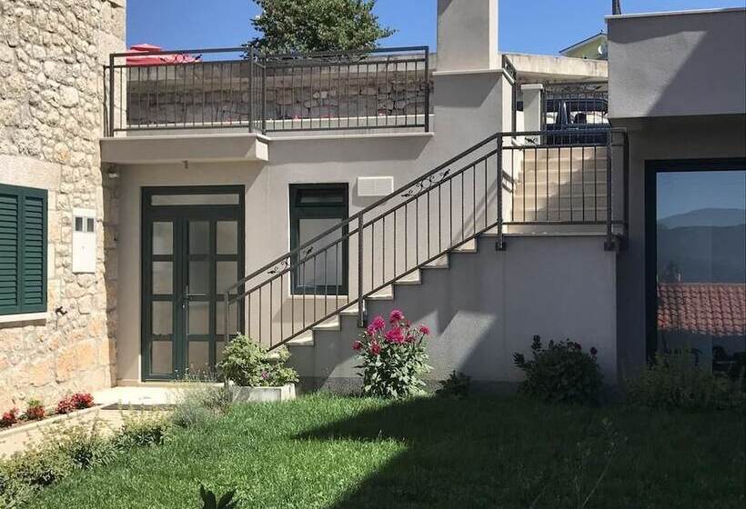Villa Amare