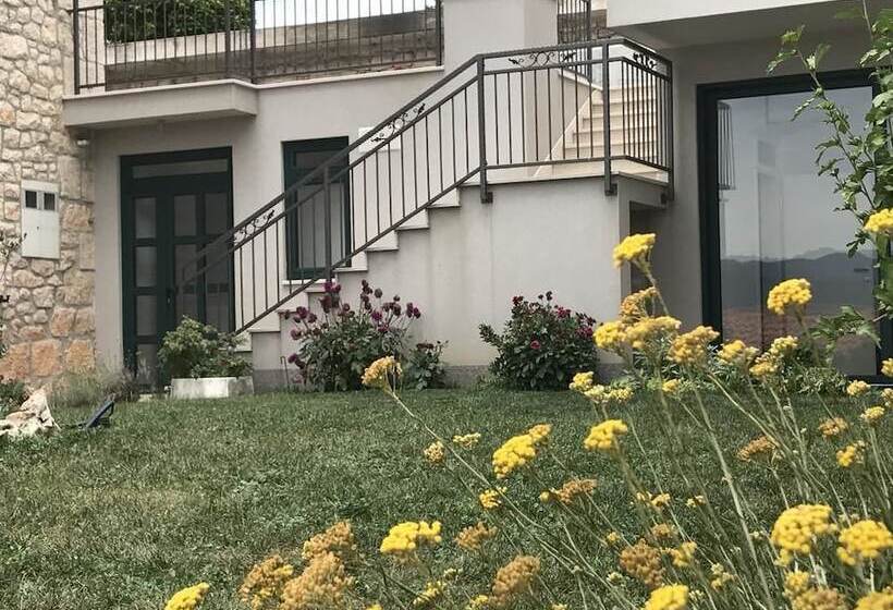 Villa Amare
