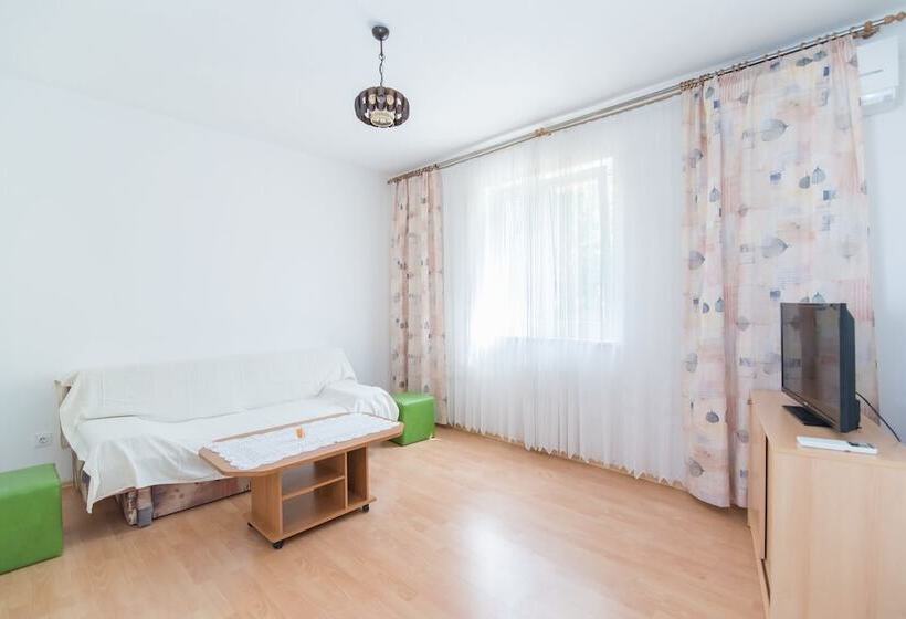 Apartments Ana & Bogdan