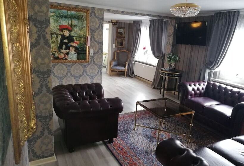 Eleonora Apartment