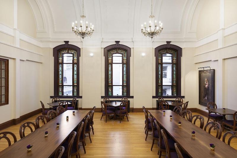 هتل Celeste Of St Paul