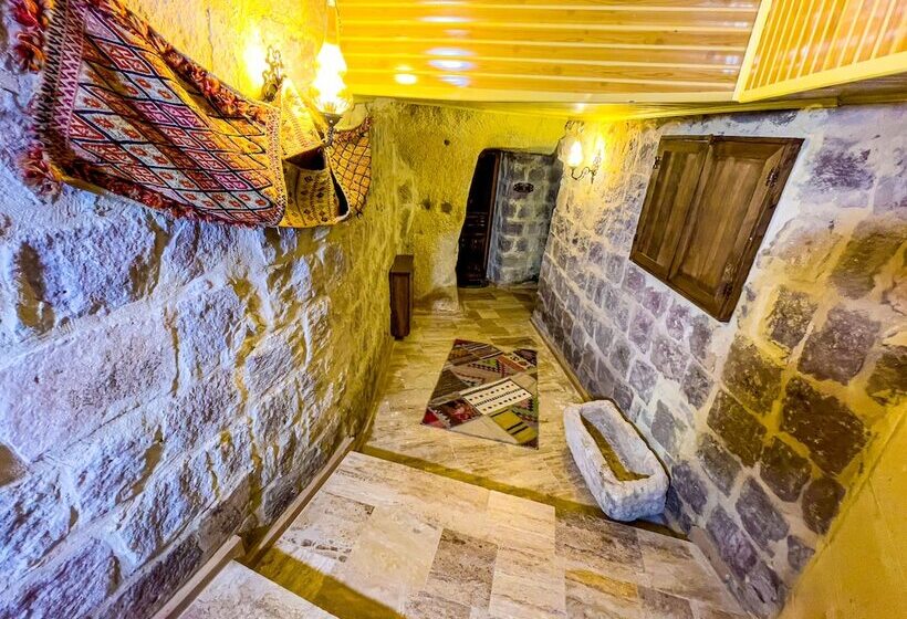هتل Heritage Cave Suites