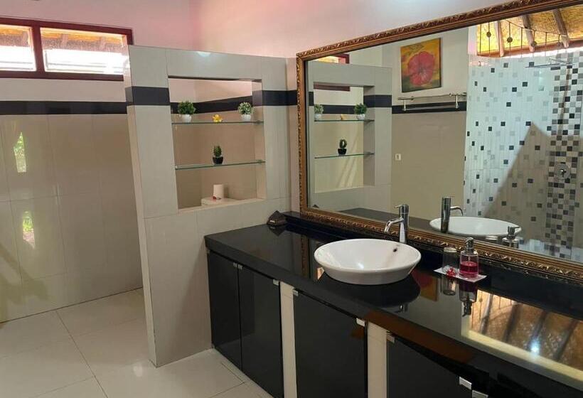 Отель Teluk Karang Dive & Spa Resort