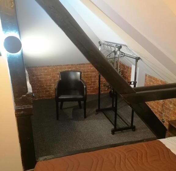 استراحتگاه Pirocanac Rooms & Restaurant