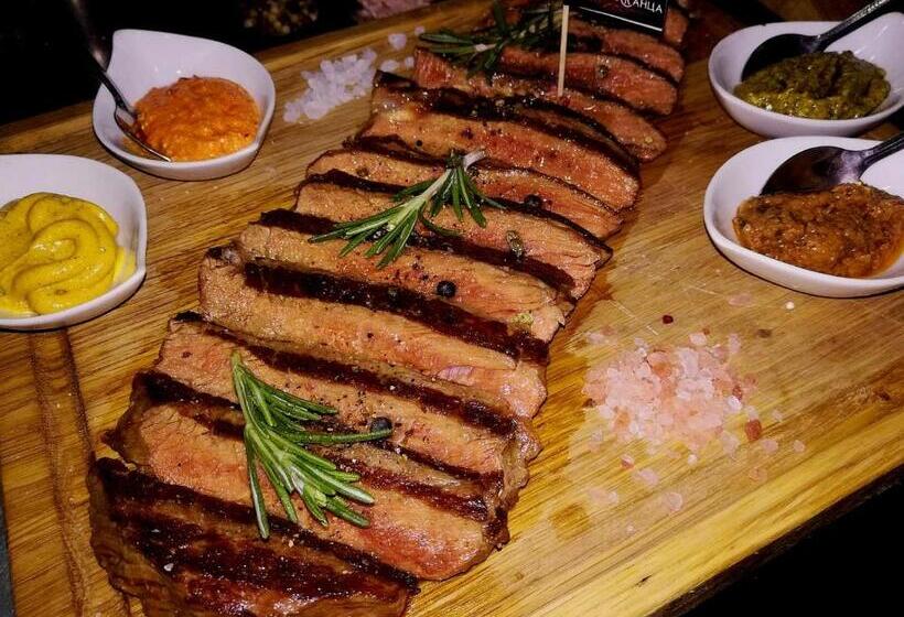 استراحتگاه Pirocanac Rooms & Restaurant