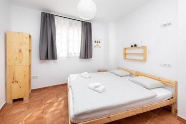 تختخواب و صبحانه Tabaiba Guesthouse
