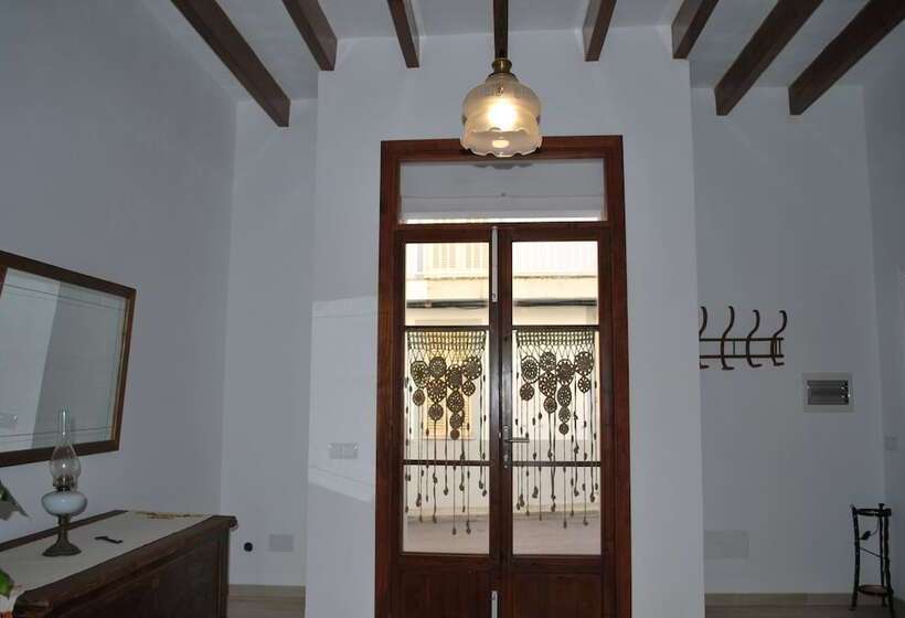 Can Moranta By Localite