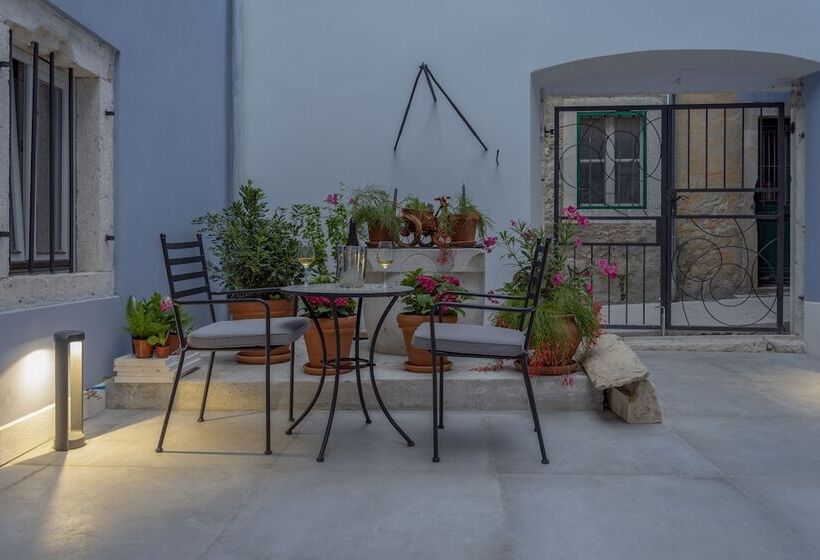 بنسيون Boutique Rooms Mirabilis
