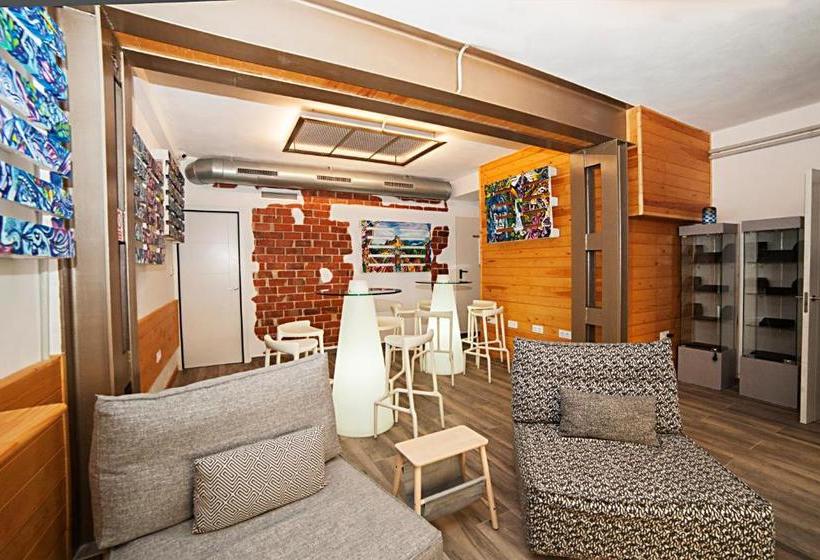 פנסיון Las Cebras Hostel