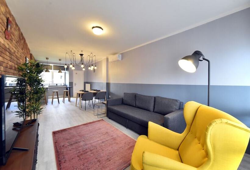 Premium Apartment Stefany By Metropolis