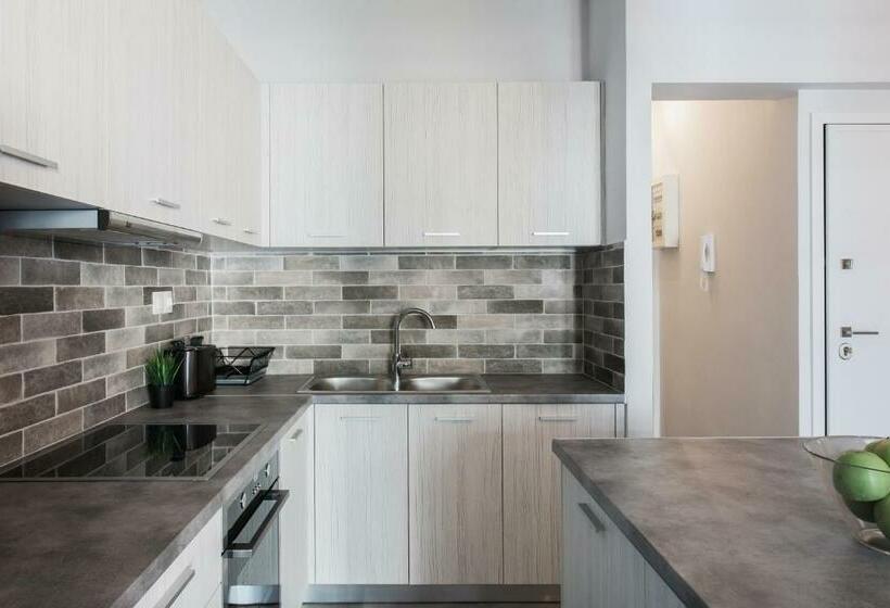 Urban & Cozy 1bd Apartment In Ampelokipoi Area By Upstreet