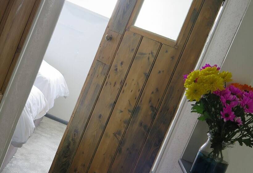 Westeria Cottage
