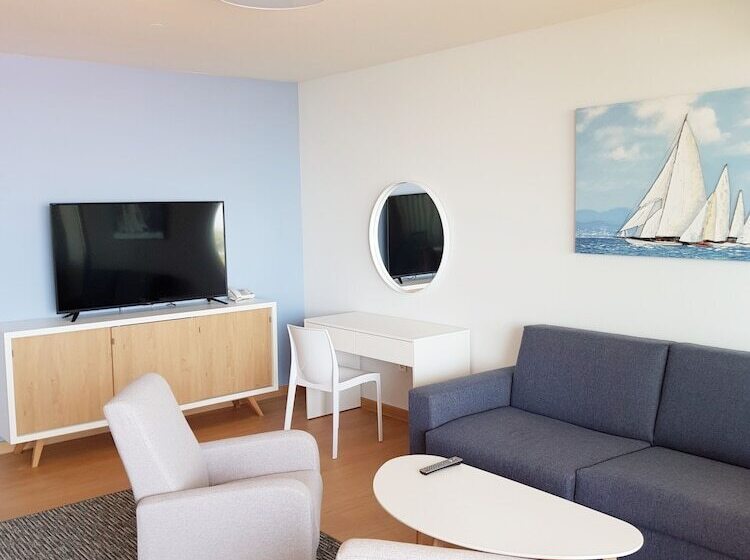 Abalone Apartments
