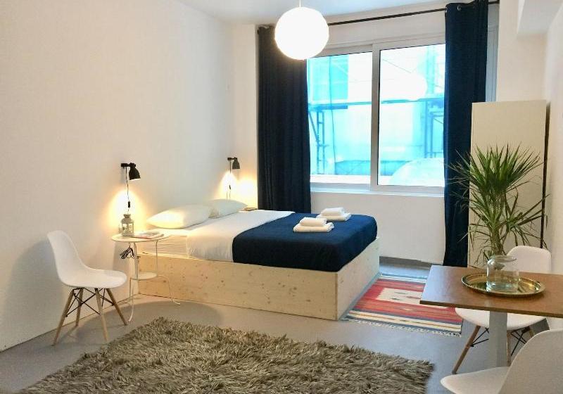 Bed and Breakfast 10 Petraki